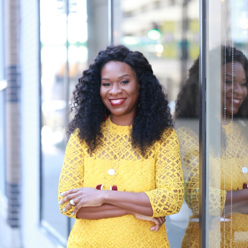 Meet your Posher, Alexis